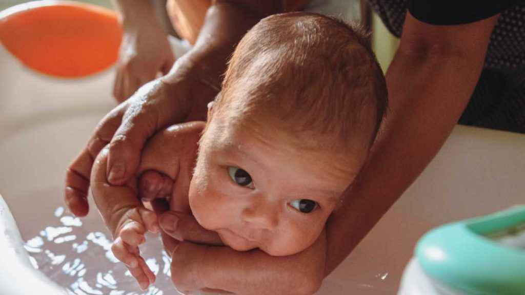 como saber se o cabelo do bebê vai ser crespo