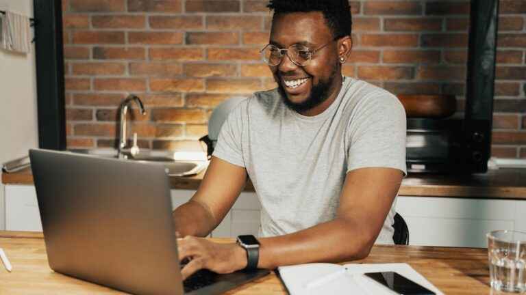 Como trabalhar com vendas online