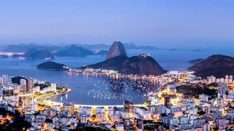 Rio de Janeiro com Economia