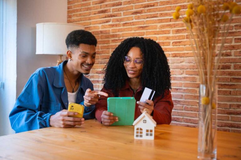 Banco Inter vs Banco Santander: Qual o melhor empréstimo com garantia de imóvel? Banco Inter vs Banco Santander: Qual o melhor empréstimo com garantia de imóvel